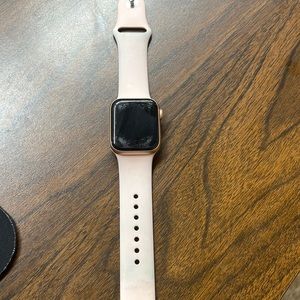 Apple Watch Series 5 40mm